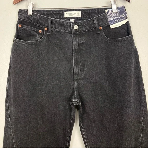 Abercrombie & Fitch Women's High Rise Black Jeans - Picture 3 of 10